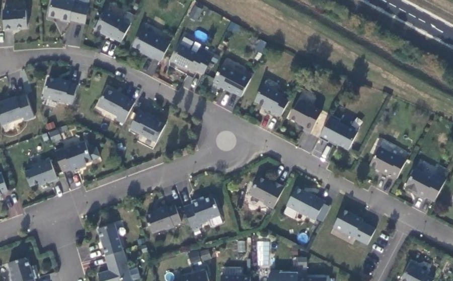 Vue aérienne du Mini-giratoire n°839922557