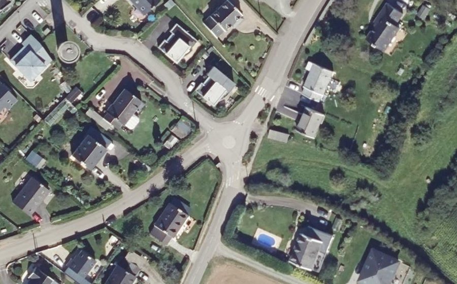 Vue aérienne du Mini-giratoire n°843351597