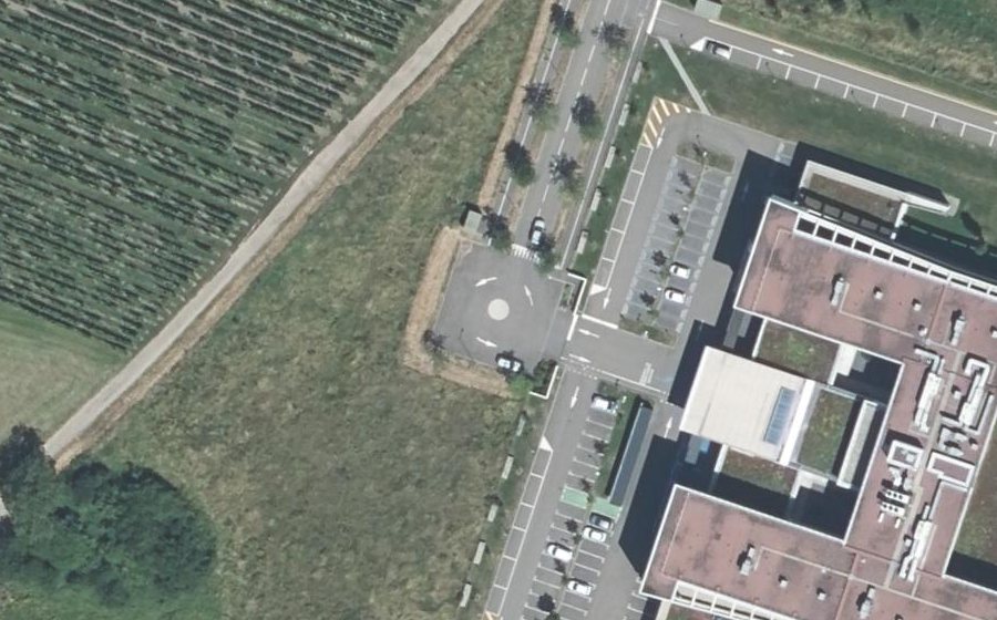 Vue aérienne du Mini-giratoire n°848147361
