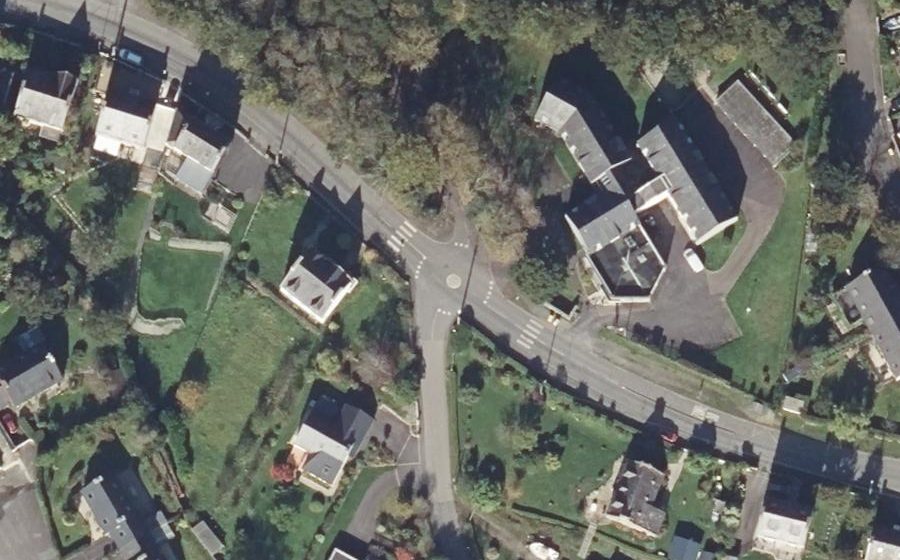 Vue aérienne du Mini-giratoire n°848173071