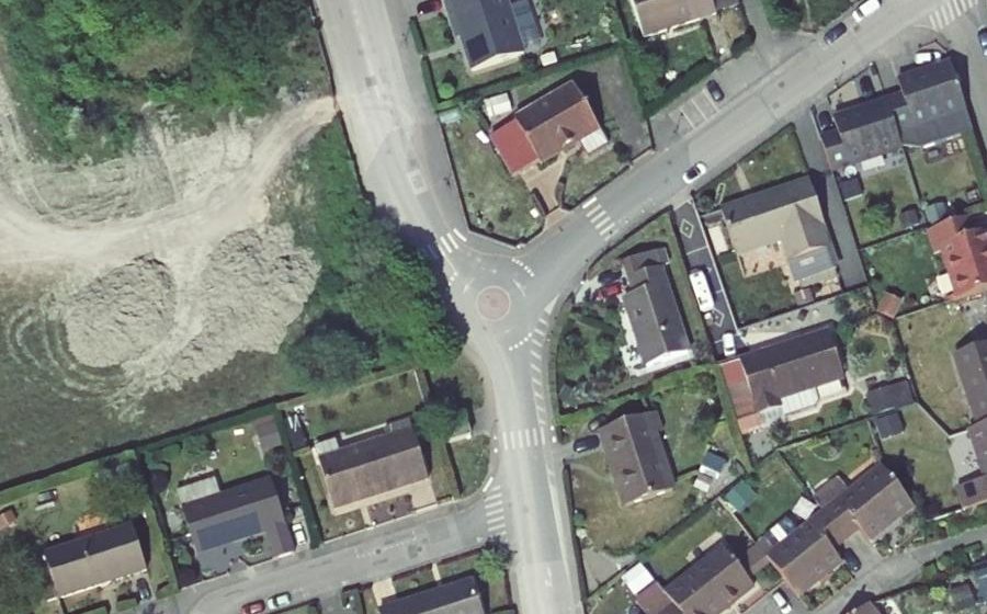 Vue aérienne du Mini-giratoire n°863211666