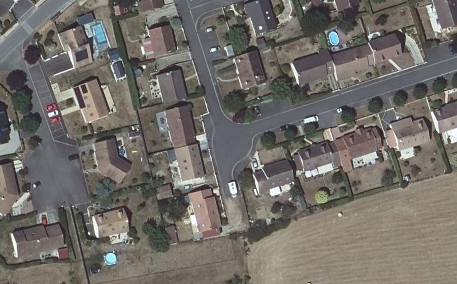 Vue aérienne du Mini-giratoire n°881824055