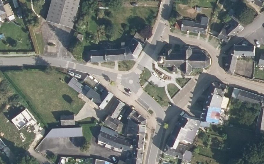 Vue aérienne du Mini-giratoire n°883281431
