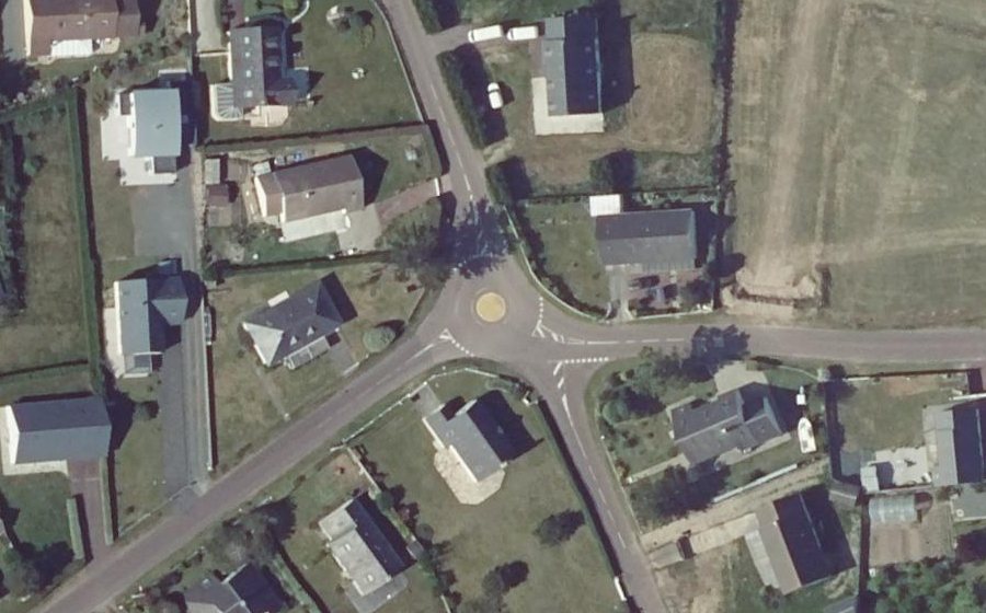 Vue aérienne du Mini-giratoire n°888002742