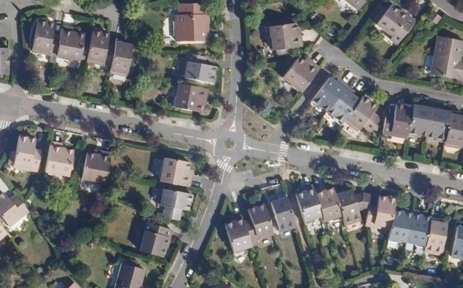 Vue aérienne du Mini-giratoire n°892218343