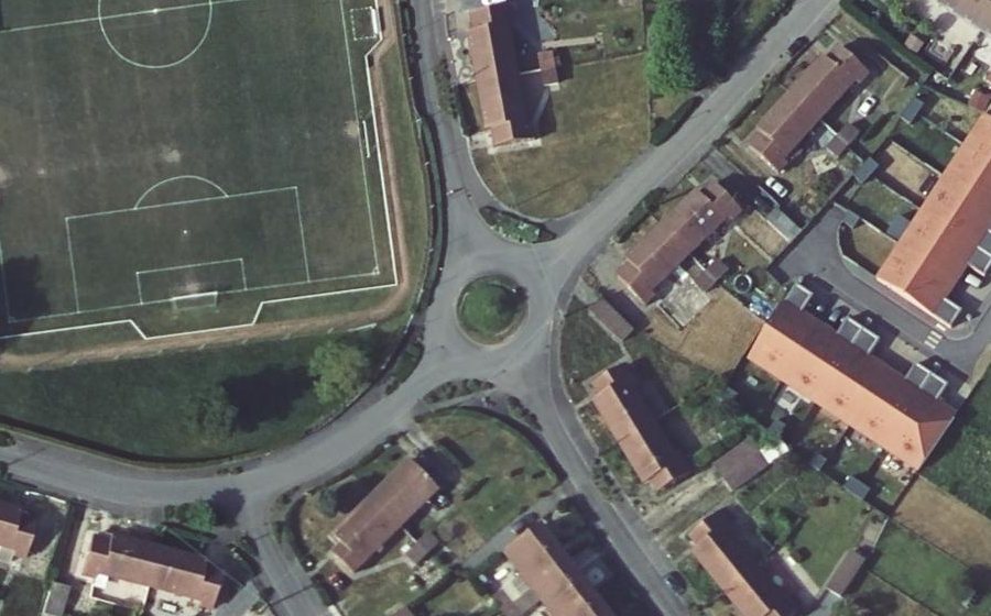 Vue aérienne du Mini-giratoire n°893948405