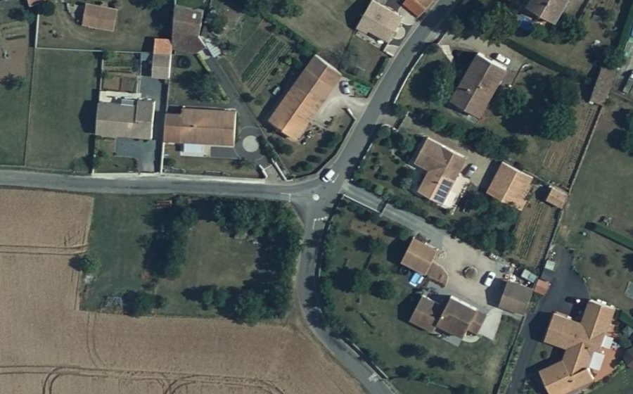 Vue aérienne du Mini-giratoire n°894141934
