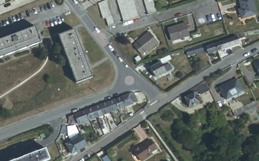 Vue aérienne du Mini-giratoire n°894672051