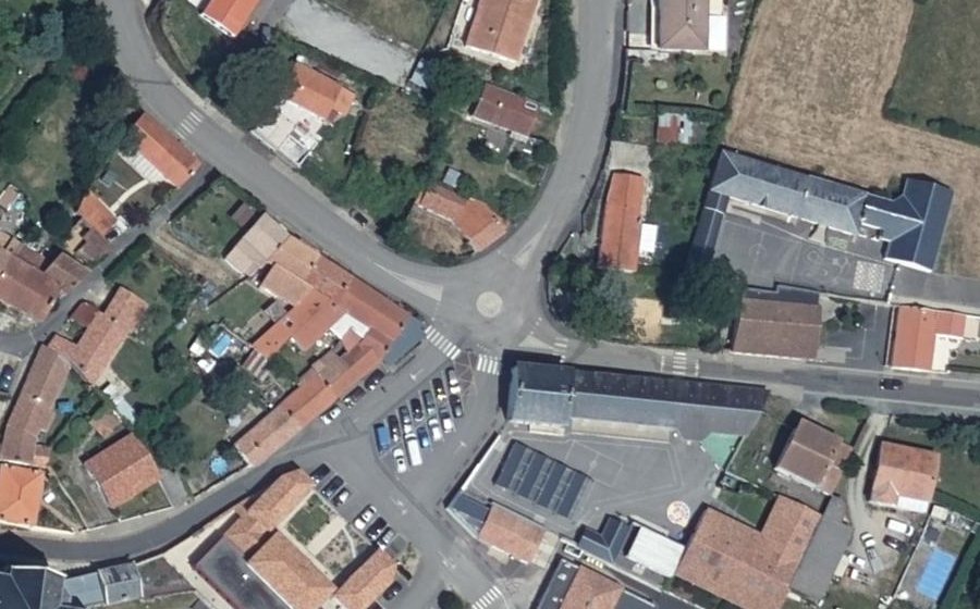 Vue aérienne du Mini-giratoire n°895723345