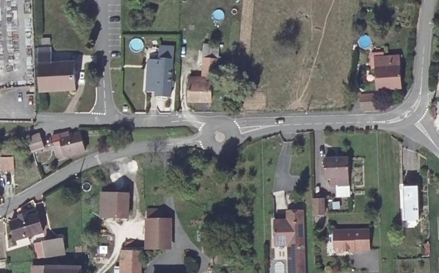 Vue aérienne du Mini-giratoire n°896347421