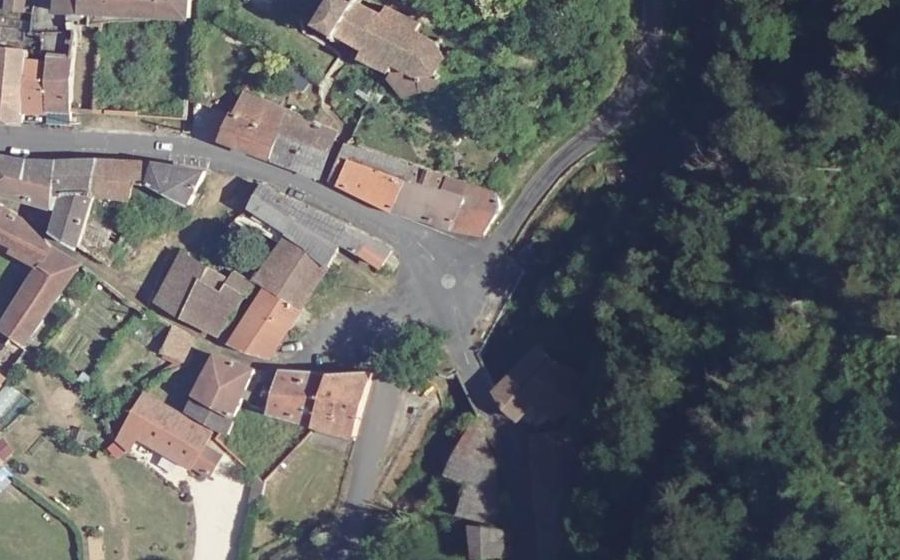 Vue aérienne du Mini-giratoire n°902723759
