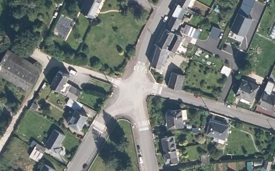Vue aérienne du Mini-giratoire n°921212649