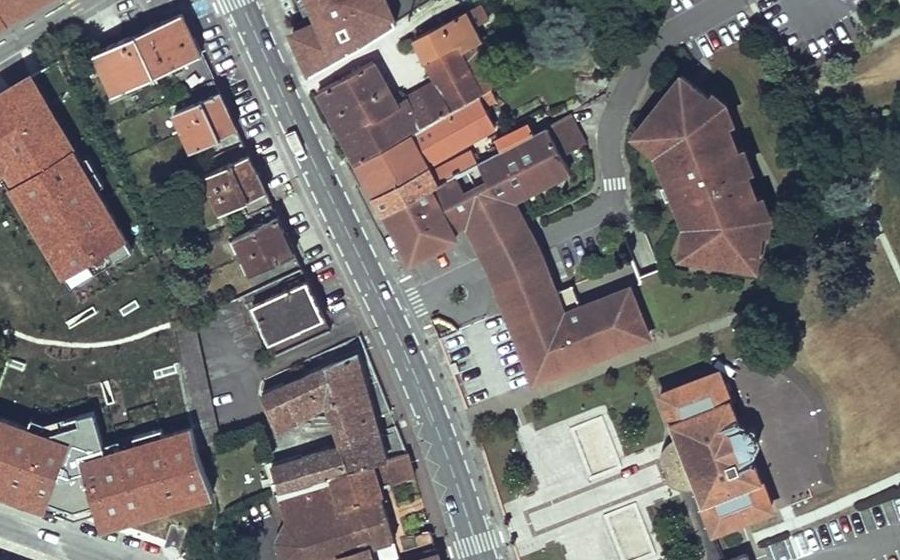 Vue aérienne du Mini-giratoire n°922896387