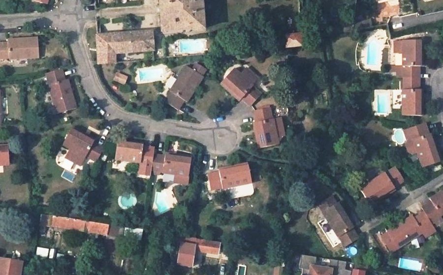 Vue aérienne du Mini-giratoire n°923987794