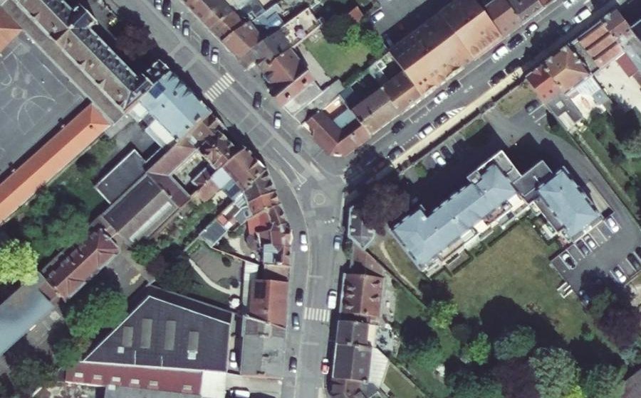 Vue aérienne du Mini-giratoire n°927243350
