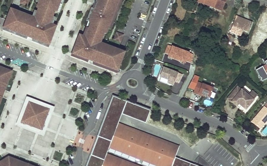 Vue aérienne du Mini-giratoire n°932267200