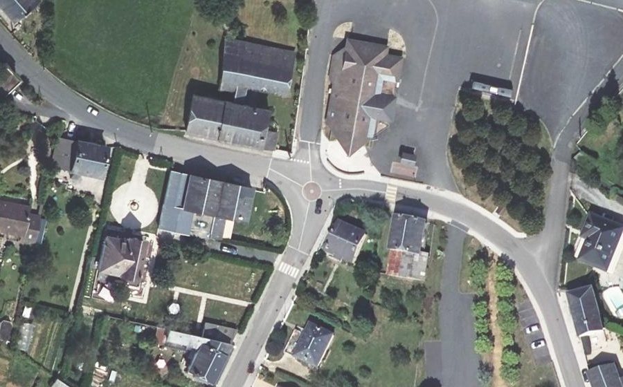 Vue aérienne du Mini-giratoire n°933694663