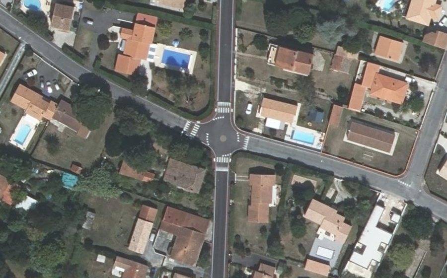 Vue aérienne du Mini-giratoire n°937864895