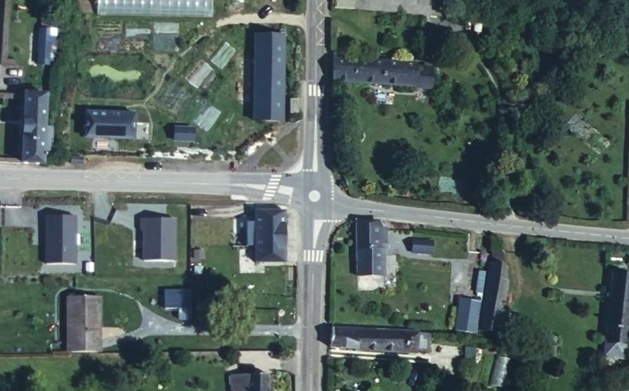 Vue aérienne du Mini-giratoire n°938284079