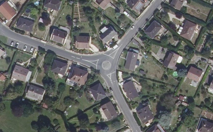 Vue aérienne du Mini-giratoire n°939313642