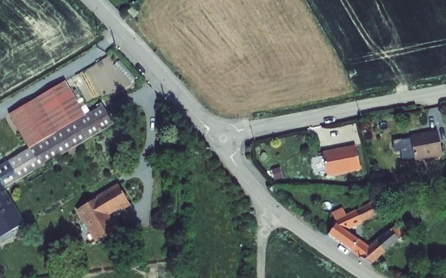 Vue aérienne du Mini-giratoire n°941303378