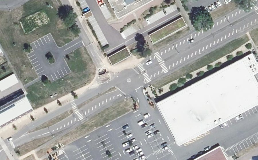 Vue aérienne du Mini-giratoire n°942538788