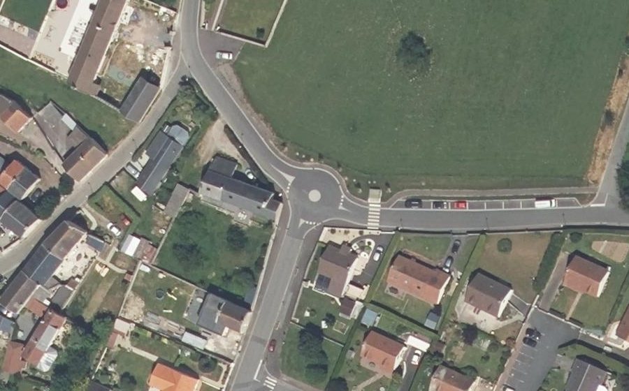 Vue aérienne du Mini-giratoire n°942803038