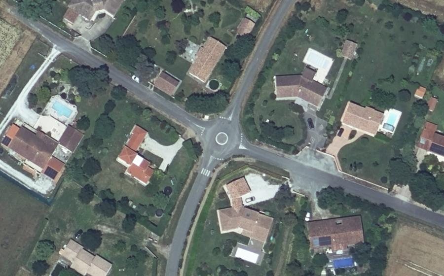 Vue aérienne du Mini-giratoire n°950770826