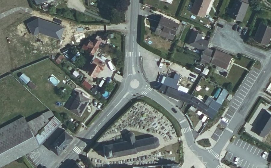 Vue aérienne du Mini-giratoire n°951372234