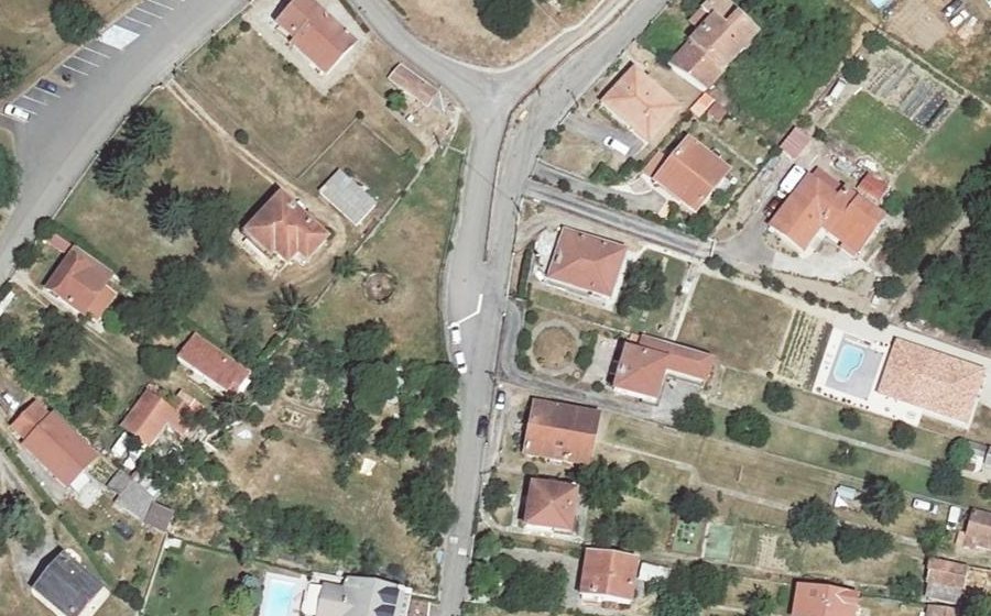 Vue aérienne du Mini-giratoire n°951527675