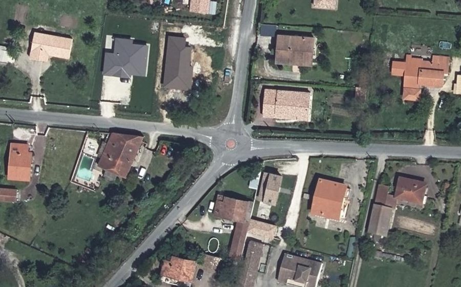 Vue aérienne du Mini-giratoire n°964761048