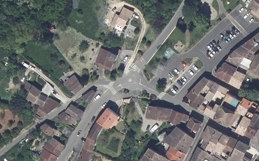 Vue aérienne du Mini-giratoire n°964761222