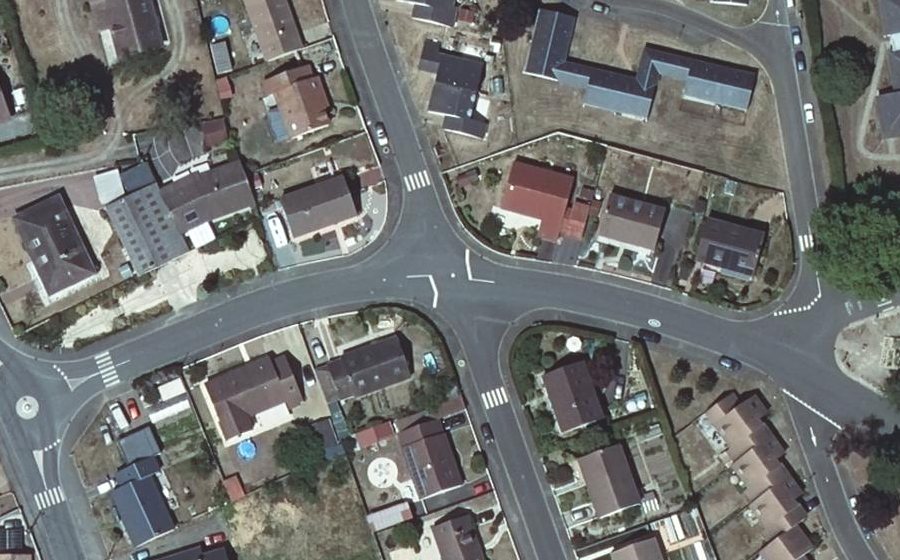 Vue aérienne du Mini-giratoire n°966208662