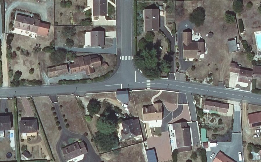 Vue aérienne du Mini-giratoire n°966209505