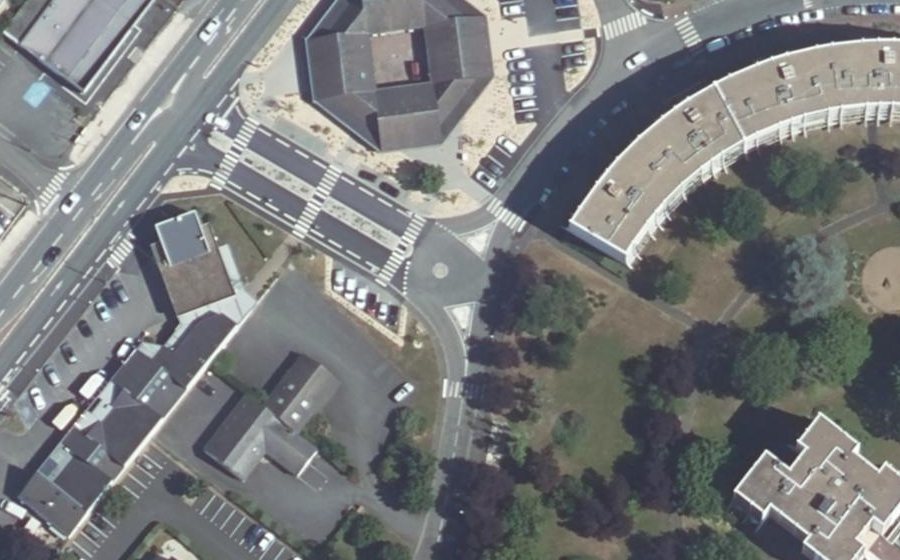 Vue aérienne du Mini-giratoire n°966644456