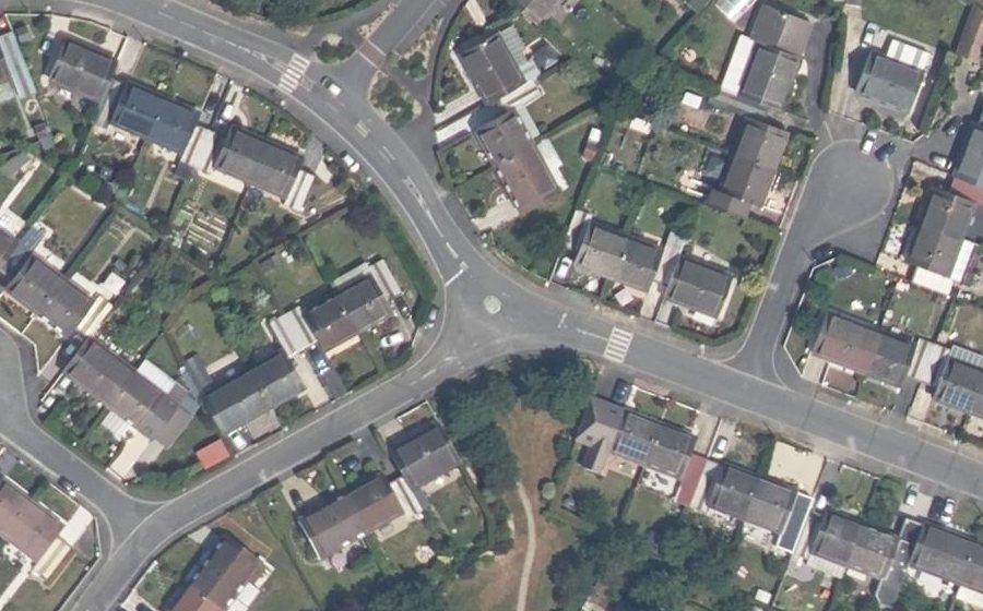 Vue aérienne du Mini-giratoire n°972244370