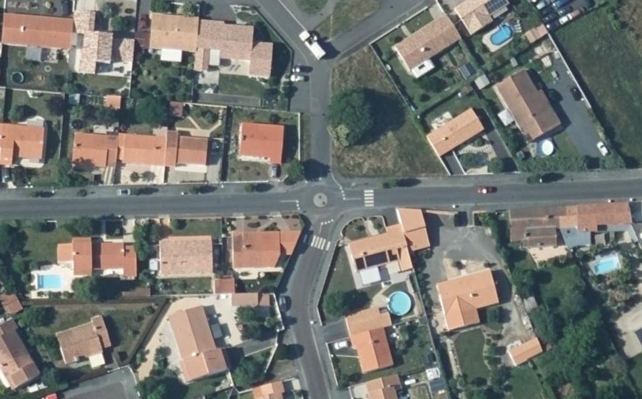 Vue aérienne du Mini-giratoire n°973022579