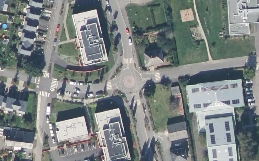 Vue aérienne du Mini-giratoire n°976662637