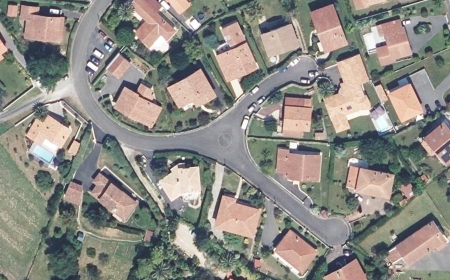 Vue aérienne du Mini-giratoire n°980582259