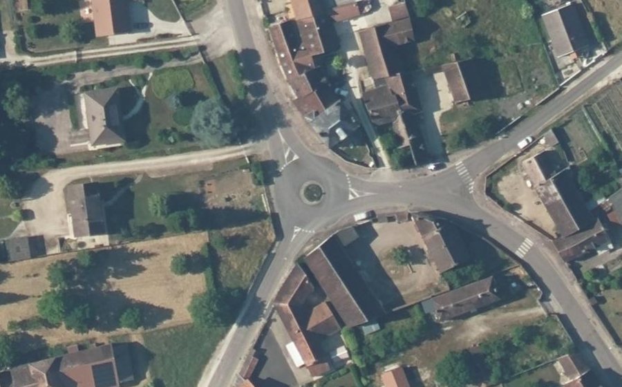 Vue aérienne du Mini-giratoire n°981405493