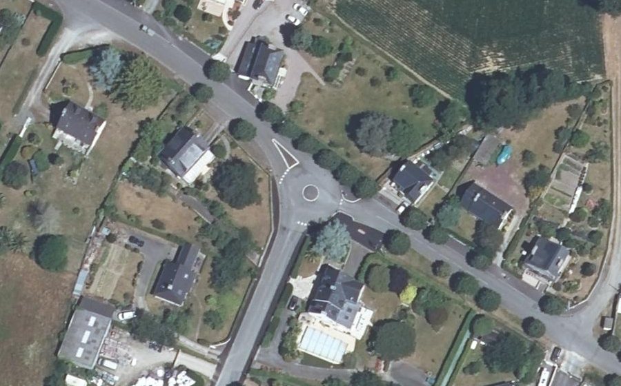 Vue aérienne du Mini-giratoire n°981660485