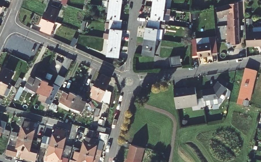 Vue aérienne du Mini-giratoire n°988532097