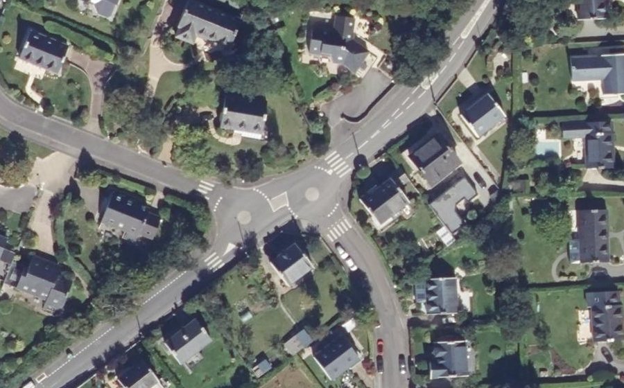 Vue aérienne du Mini-giratoire n°989247718