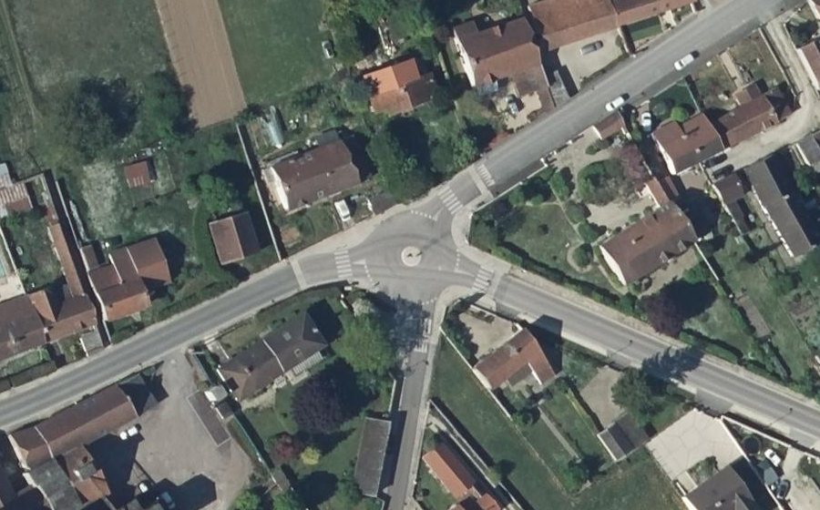 Vue aérienne du Mini-giratoire n°1000780737
