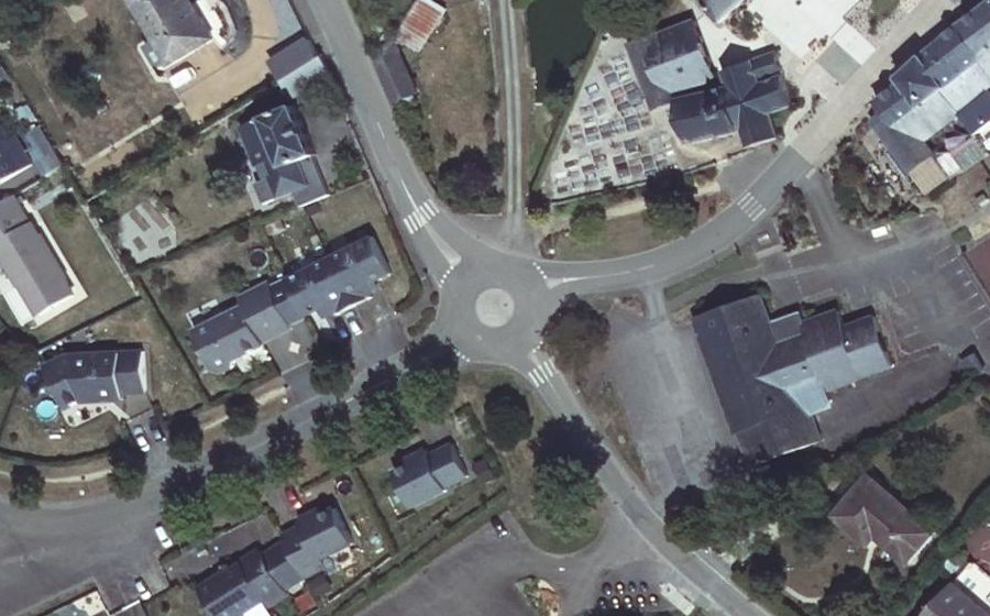 Vue aérienne du Mini-giratoire n°1014661104