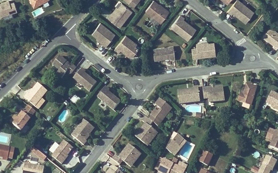 Vue aérienne du Mini-giratoire n°1014929527