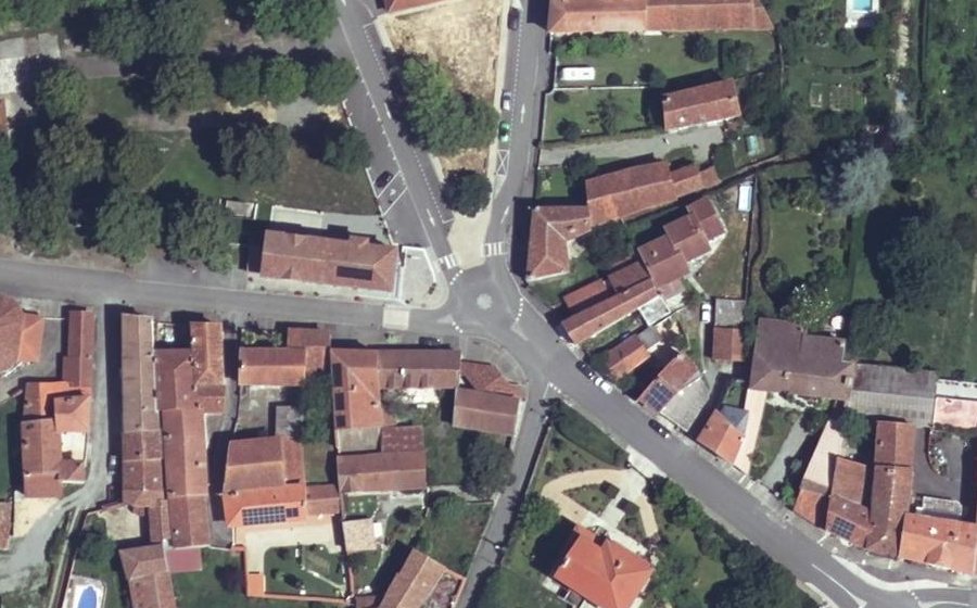 Vue aérienne du Mini-giratoire n°1015158650