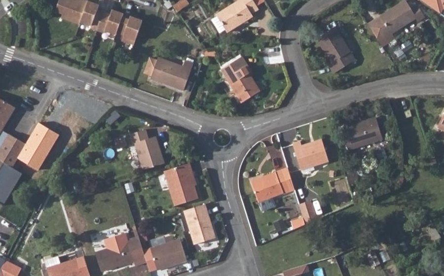 Vue aérienne du Mini-giratoire n°1015801134