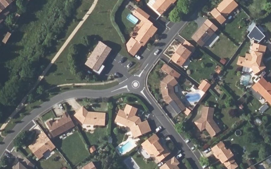 Vue aérienne du Mini-giratoire n°1015801149