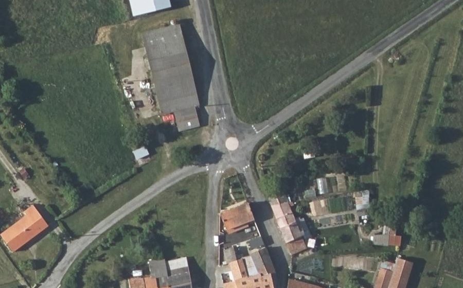 Vue aérienne du Mini-giratoire n°1017814522